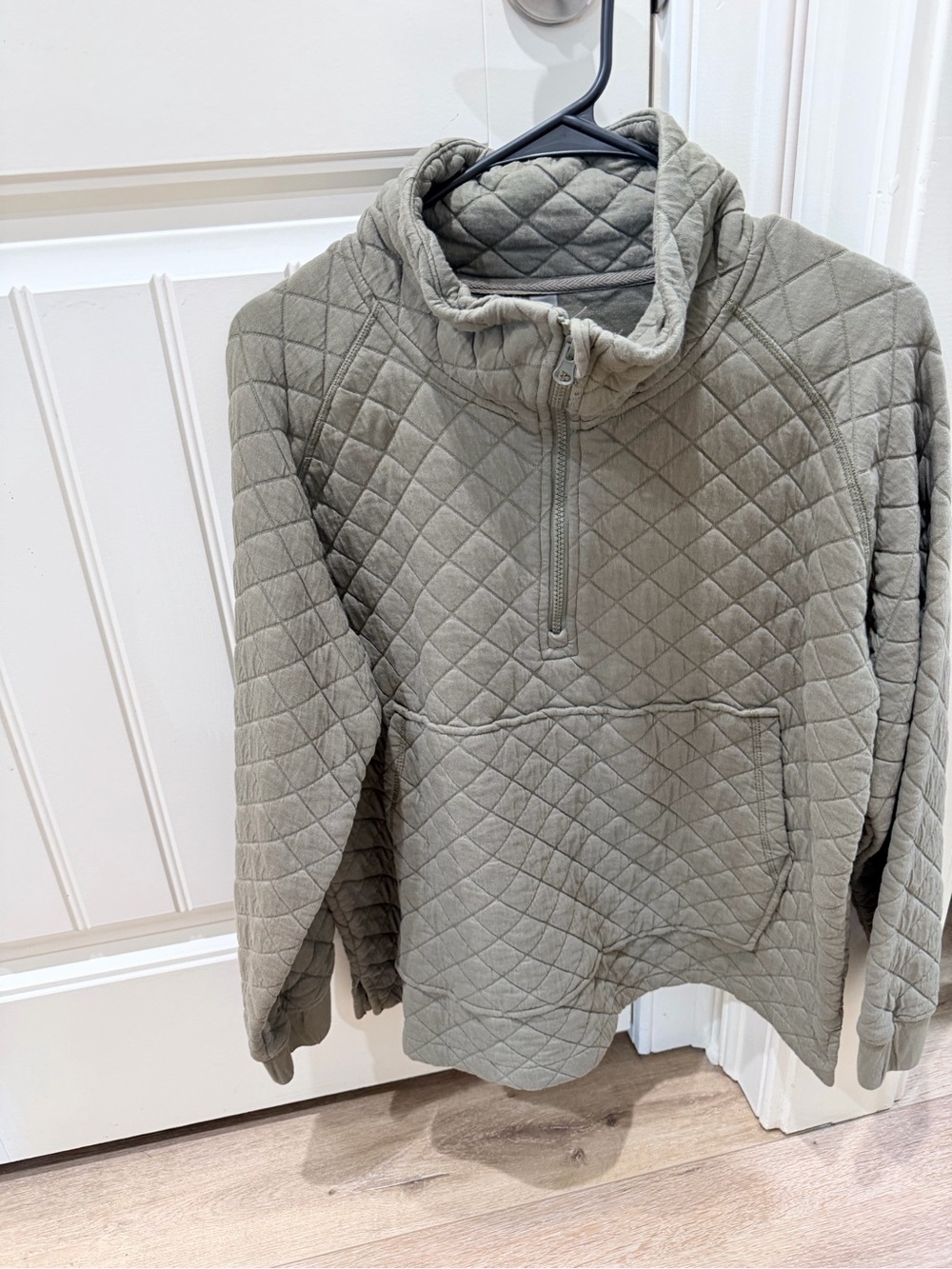 Mono B Quilted Half-Zip Pullover Sweater in Olive Green